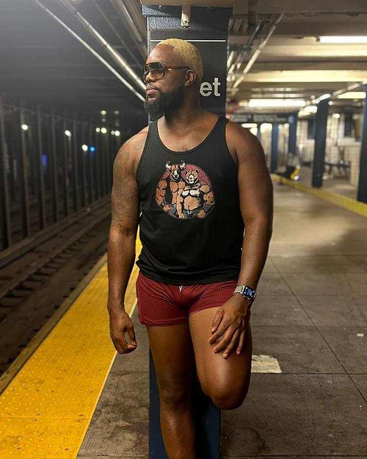 docdeank wearing Hunky Tops
