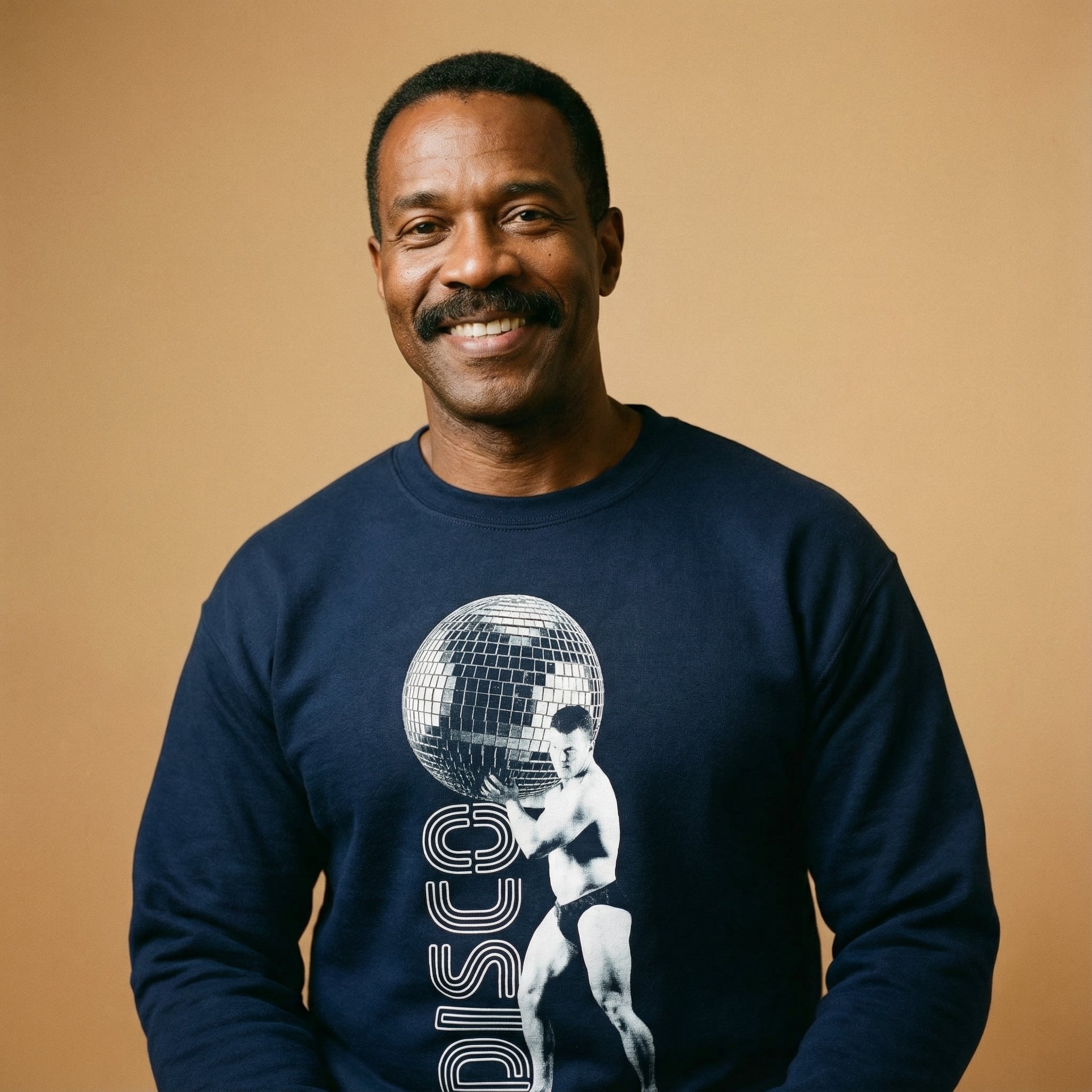 "Disco Strong" Sweatshirt #color_Navy