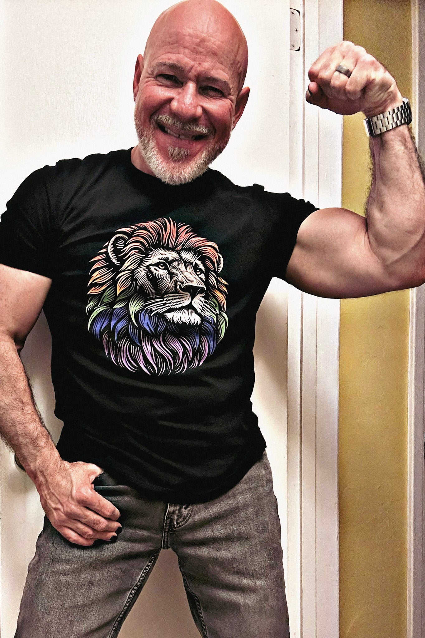 mandogetsfit wearing the Pride Lion T-Shirt