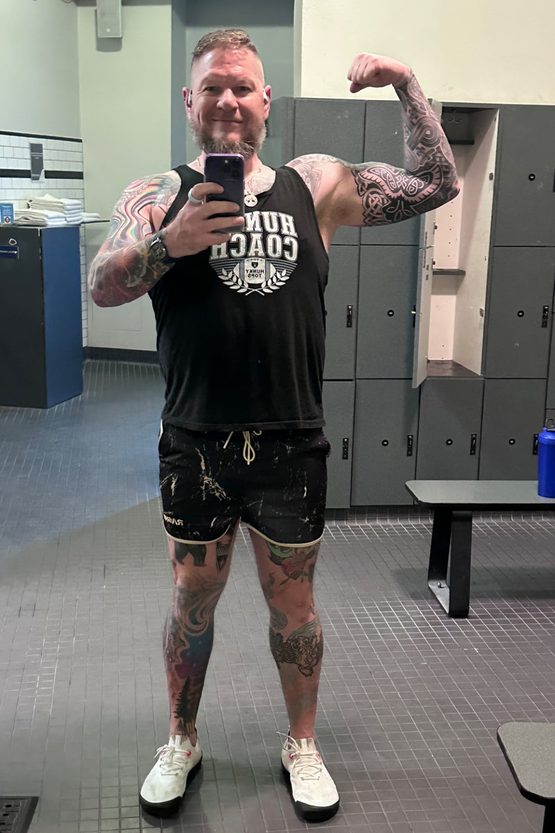 gymbearfitness wearing Hunky Tops