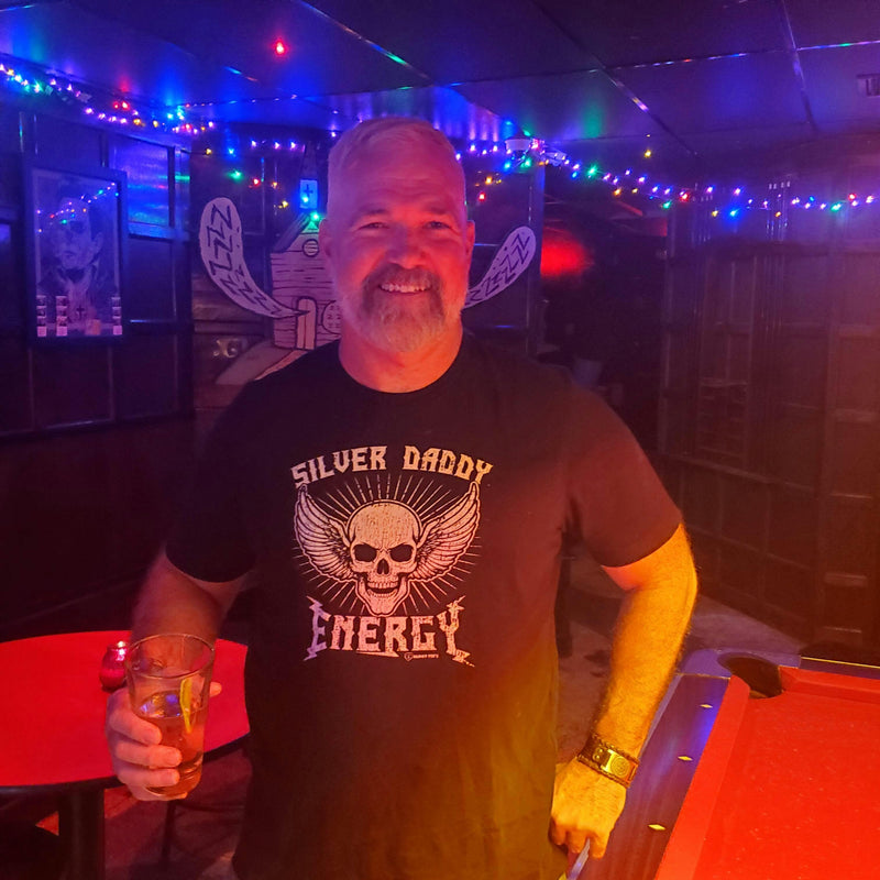 silver_cycle_jax wearing Hunky Tops