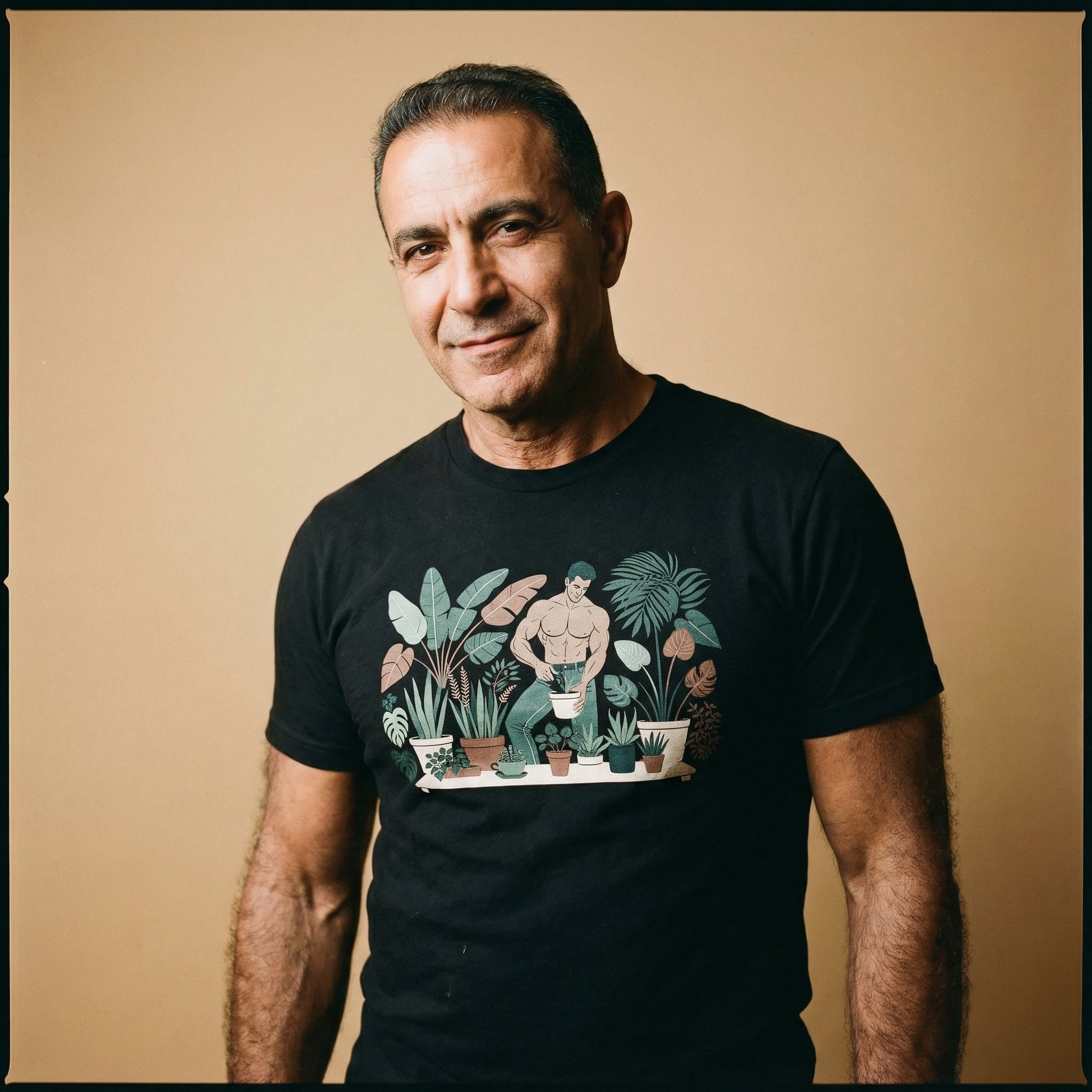 Plant Daddy Paradise Tee #color_Black