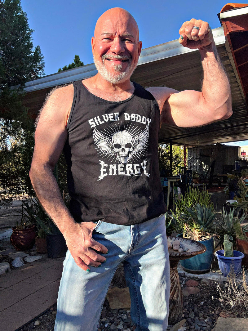 mandogetsfit wearing Hunky Tops