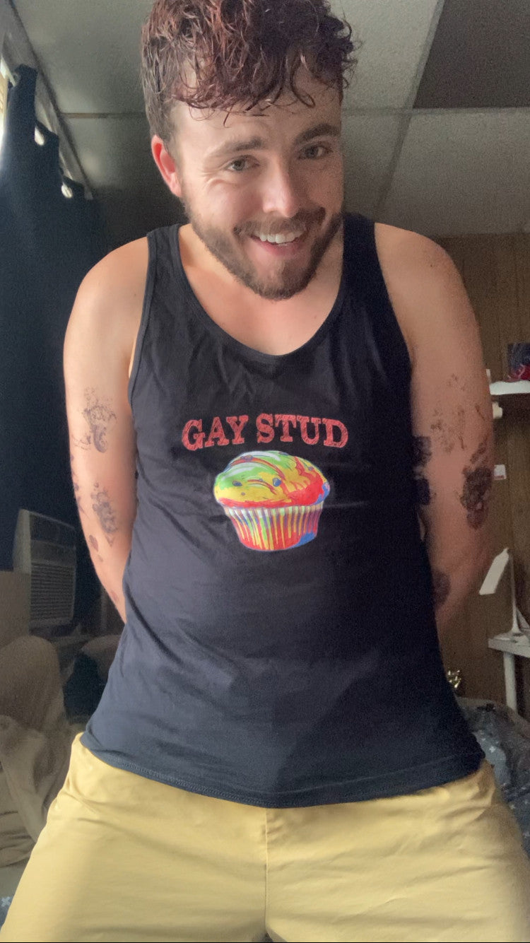 strikedaddyzach.bsky.social‬ wearing Hunky Tops